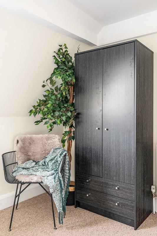Beautiful Character 3 Bed City Centre Apartment Bath Exteriör bild